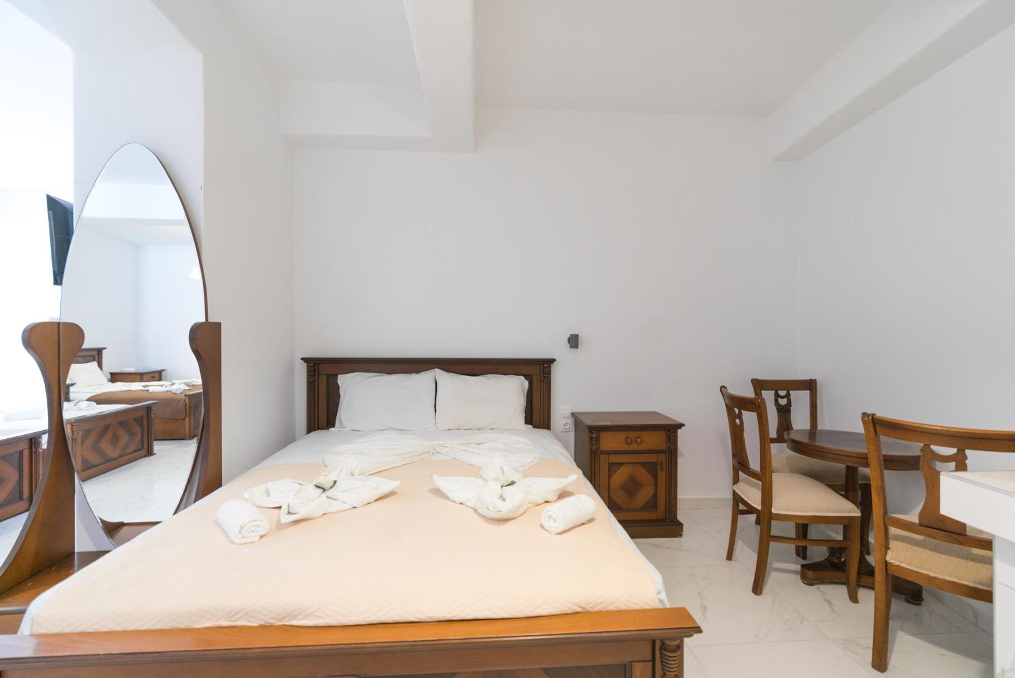 Dodomar Selection Hotell Períssa Eksteriør bilde